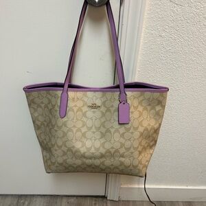 Like New Original Coach Canvas City Tote Bag with Signature Logo Brown color